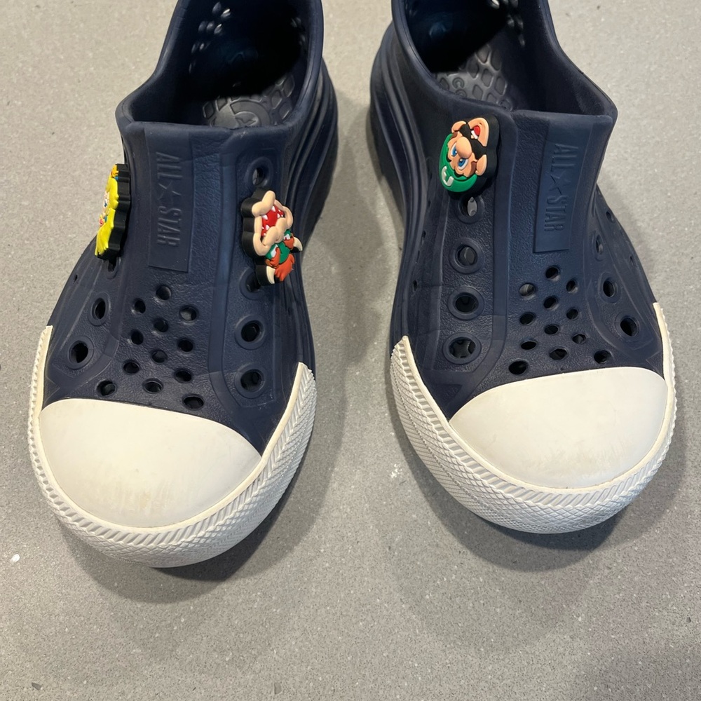 Native Blue and White Water Shoes